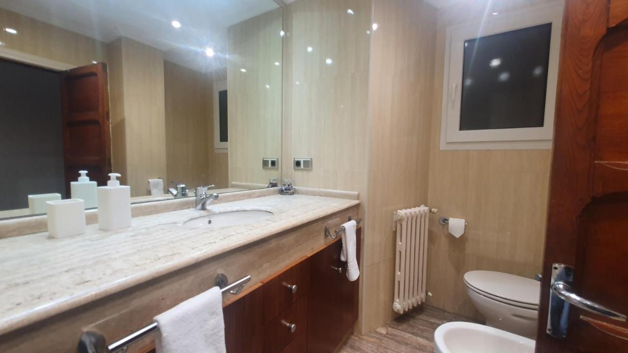 Apartamento Qhawana Begoña - Pisazo con garaje, Wifi en Begoña Gijón Exterior foto